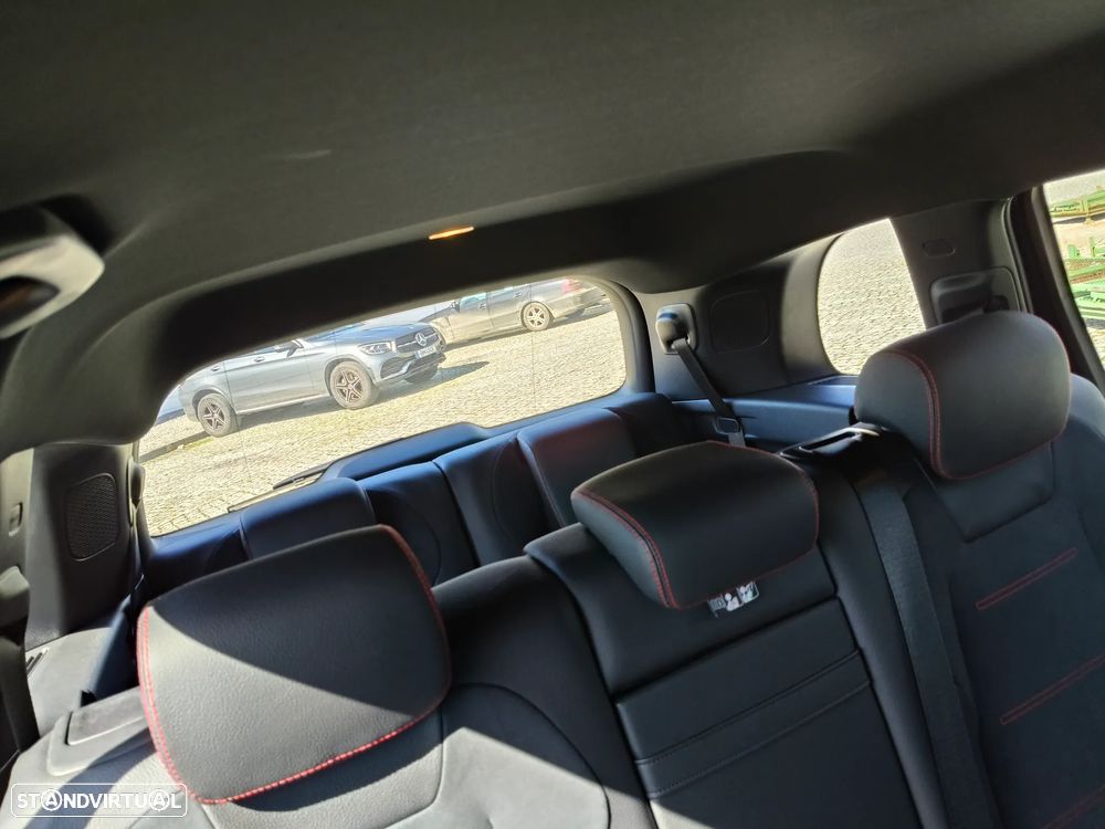 Mercedes-Benz GLB 180 d AMG Line - 11