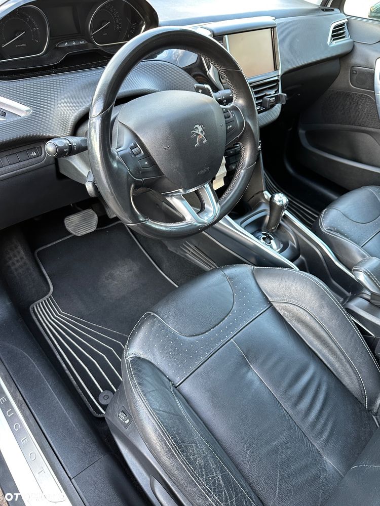 Peugeot 2008 - 15