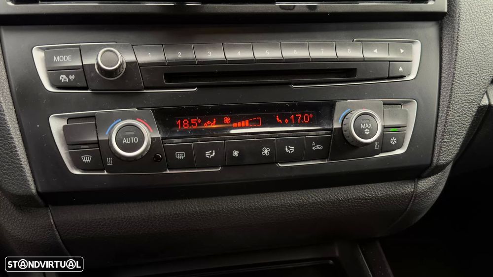 BMW 118 dA Line Sport - 15