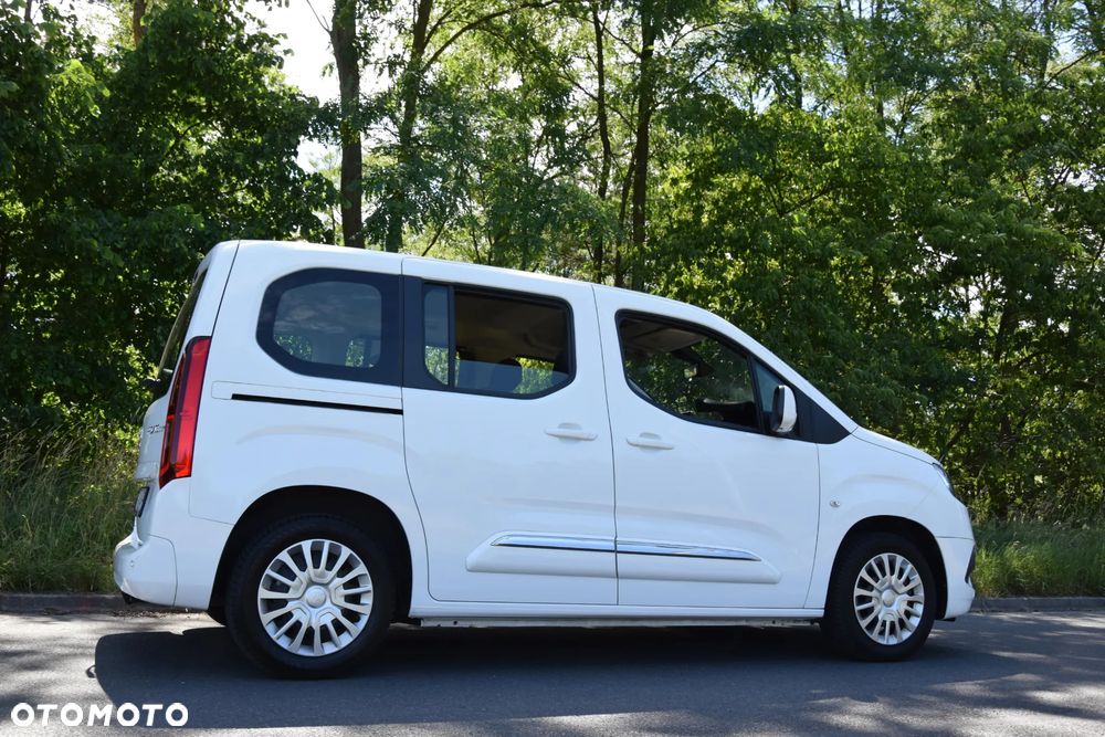 Toyota Proace City Verso 1.2 D-4T Business - 39