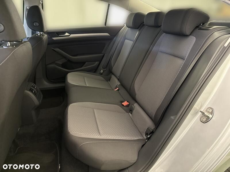 Volkswagen Passat 1.5 TSI EVO Essence DSG - 19