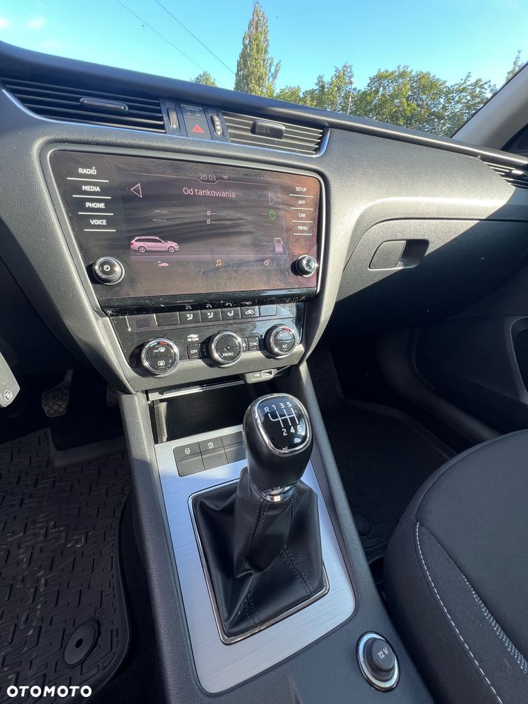Skoda Octavia 1.5 TSI ACT Ambition - 14