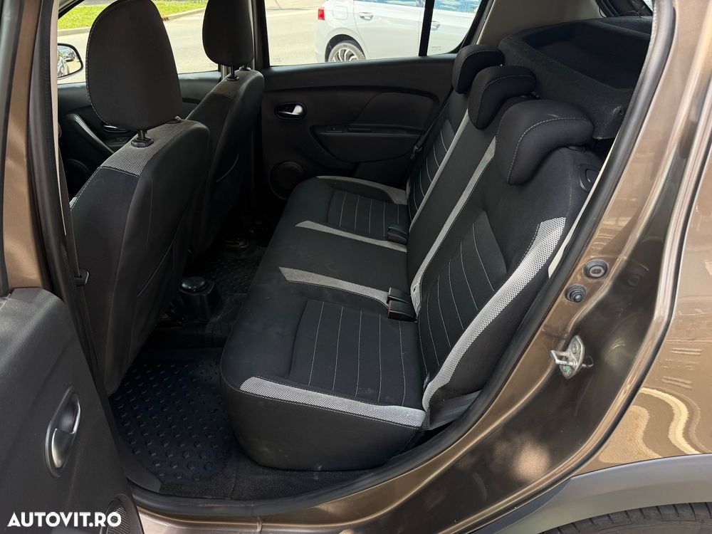 Dacia Sandero Stepway 0.9 TCe - 16