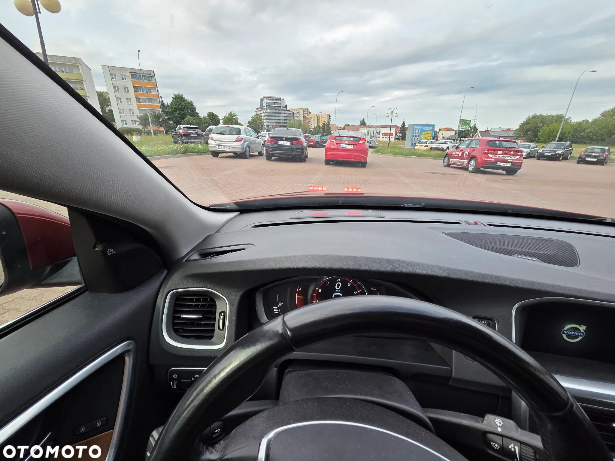Volvo S60 T5 Momentum - 23