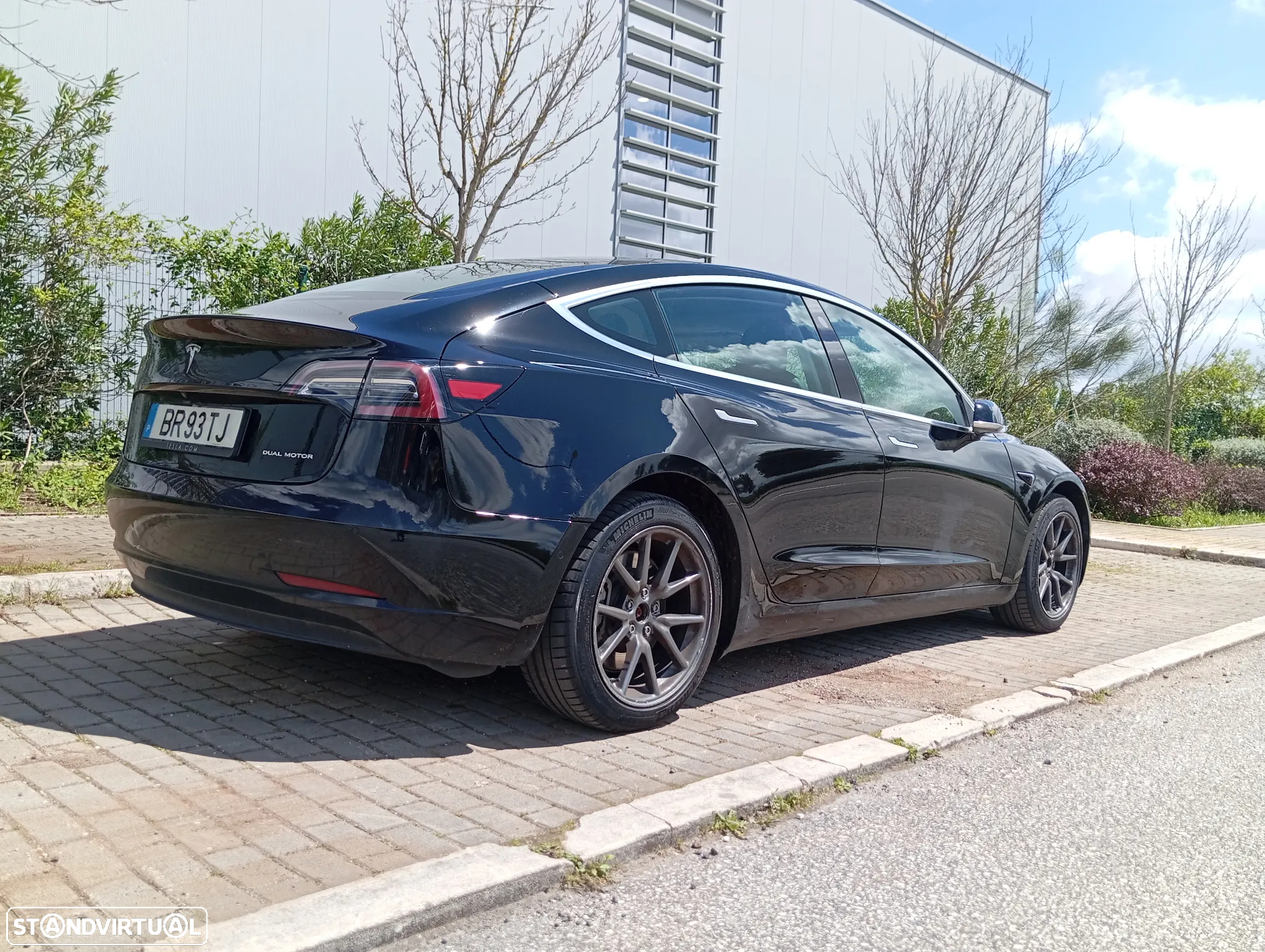 Tesla Model 3 Long-Range Dual Motor AWD - 13