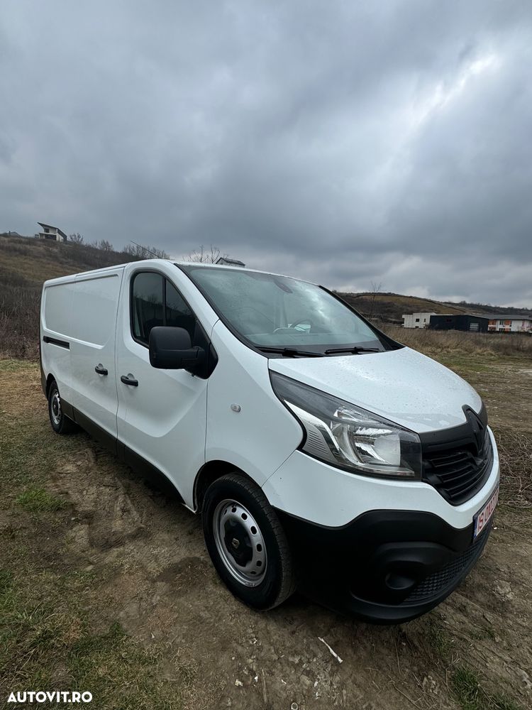 Renault Trafic - 2