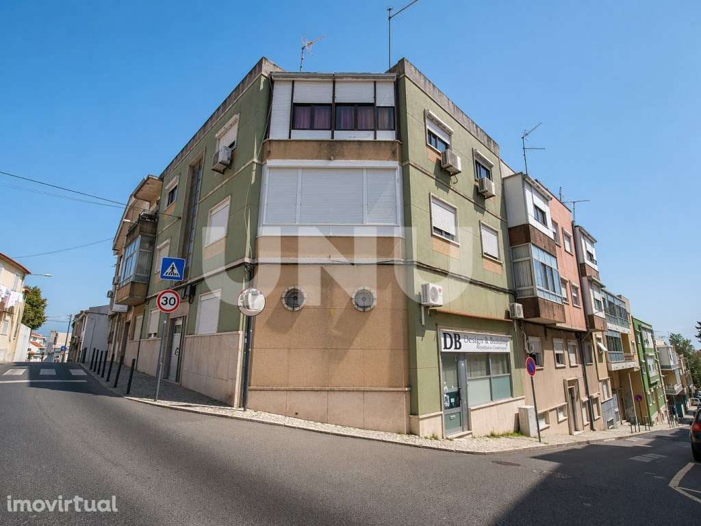 Apartamento T2 no centro de Alverca! - Grande imagem: 2/20