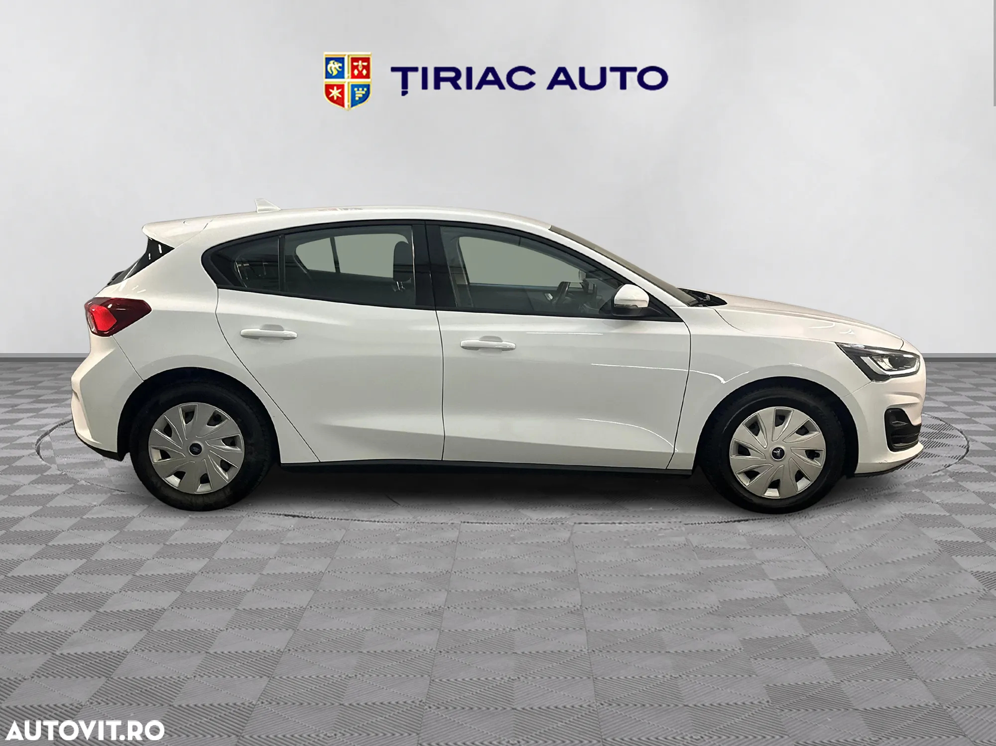 Ford Focus - 6