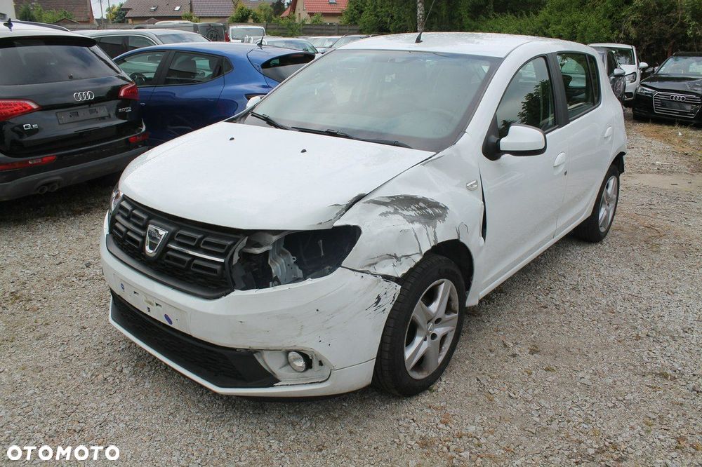 Dacia Sandero - 1