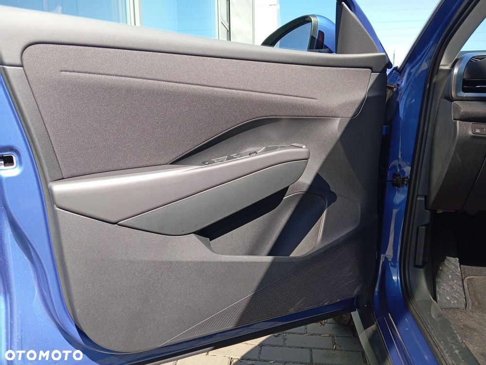 Volkswagen T-Roc - 16