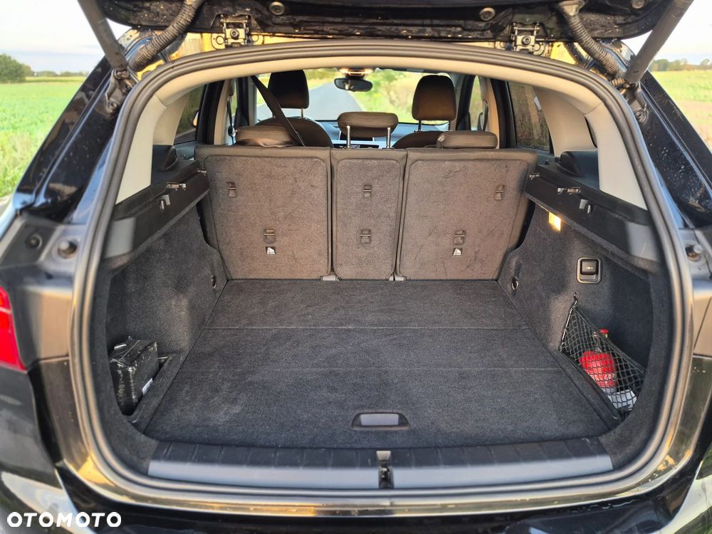 BMW X1 sDrive16d - 15