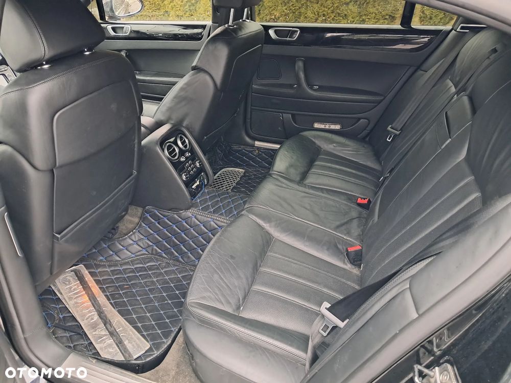 Bentley Continental GT - 11