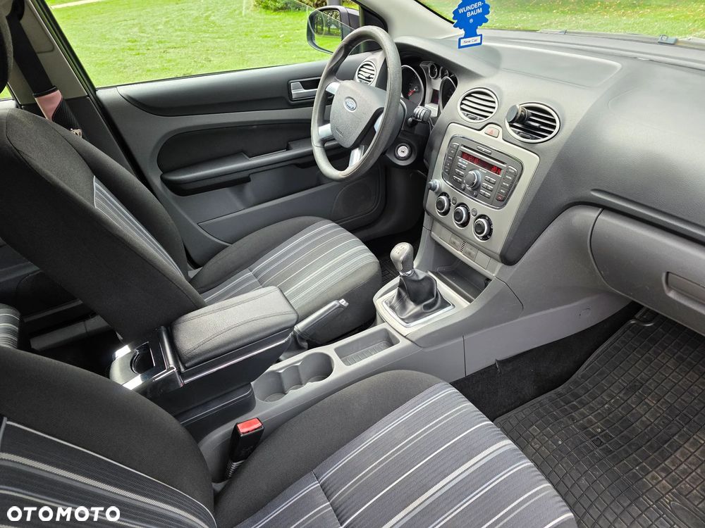 Ford Focus 1.6 TDCi cDPF Trend - 9