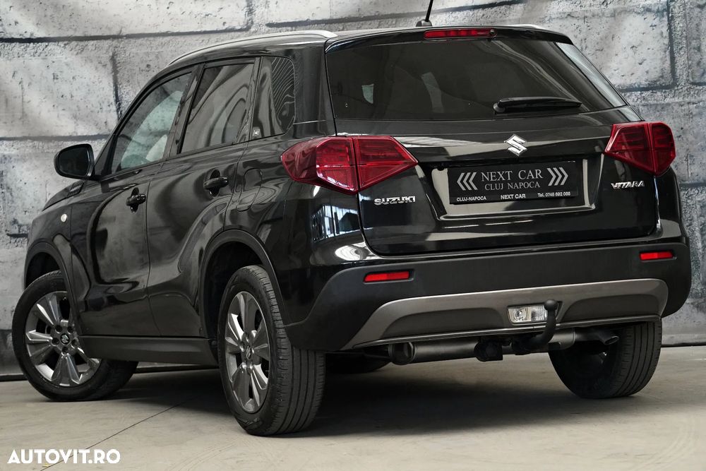 Suzuki Vitara 1.0 Boosterjet Comfort - 4