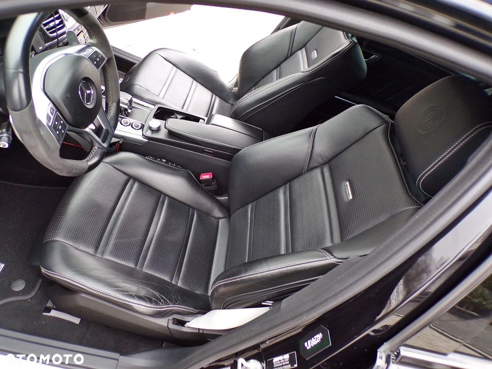 Mercedes-Benz Klasa E - 27