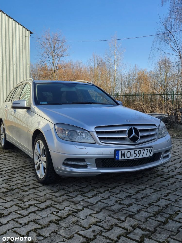 Mercedes-Benz Klasa C 220 CDI DPF Automatik BlueEFFICIENCY Avantgarde - 1