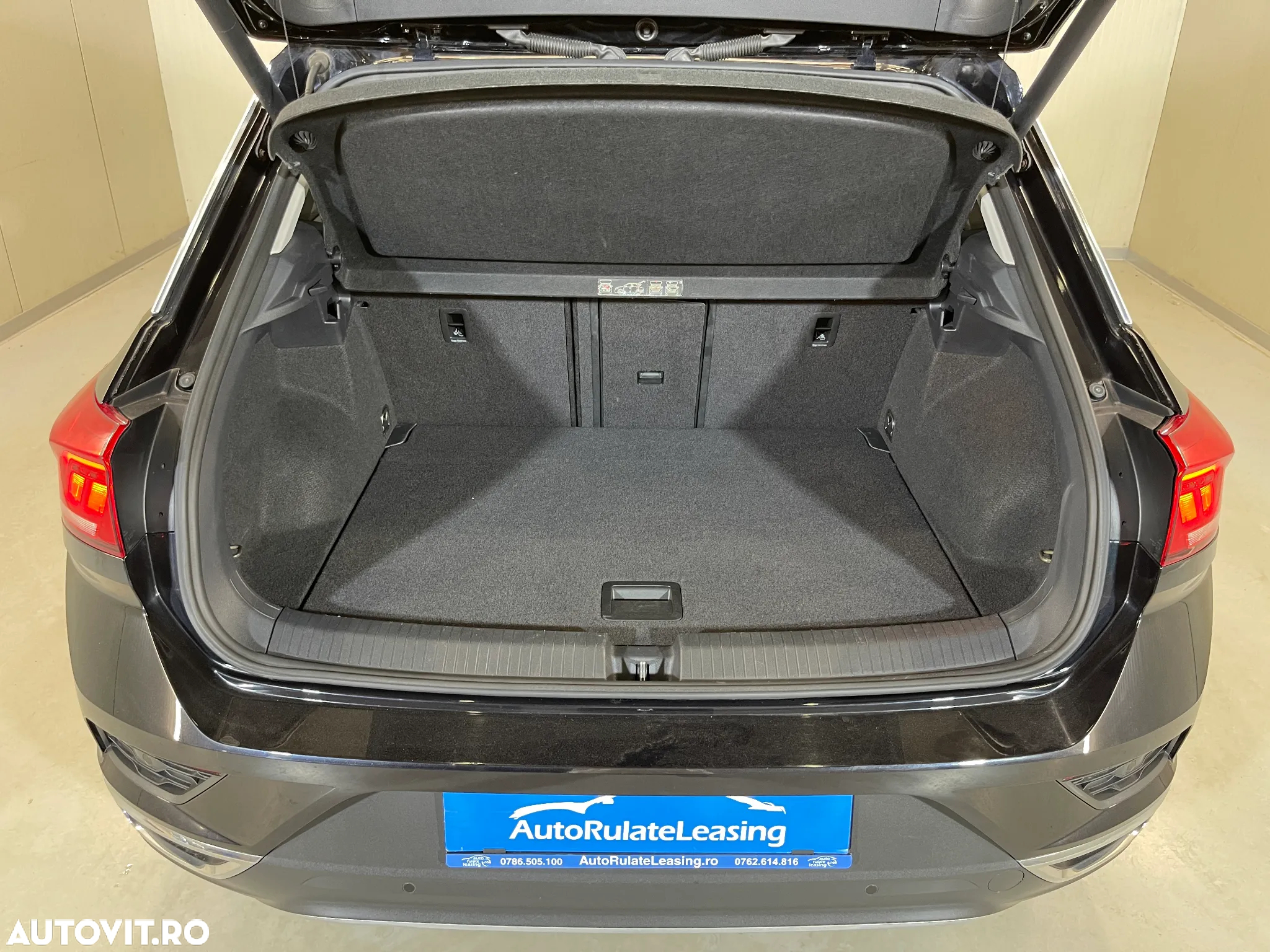 Volkswagen T-ROC 1.0 TSI Design - 12
