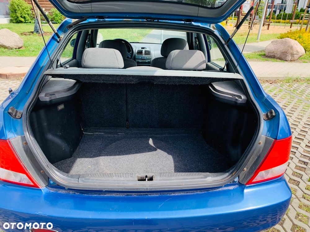 Hyundai Accent - 8