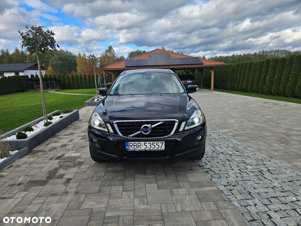 Volvo XC 60 2.4D AWD RDesign - 10