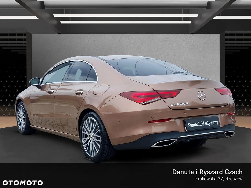 Mercedes-Benz CLA 200 Progressive 7G-DCT - 3