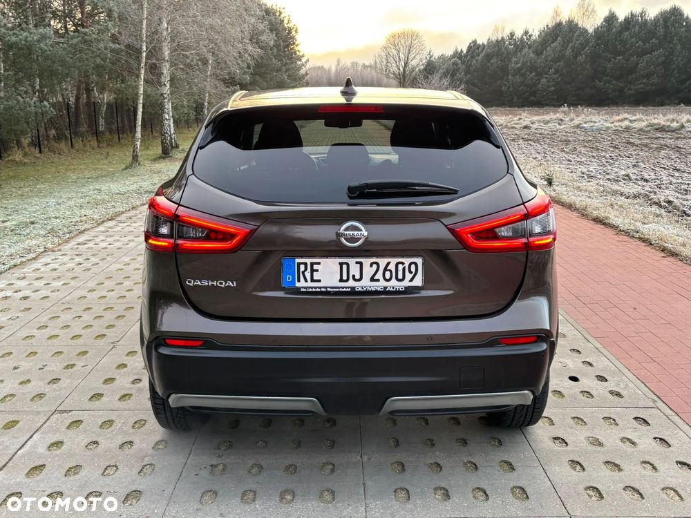 Nissan Qashqai 1.3 DIG-T N-WAY - 15