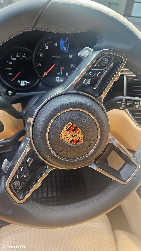 Porsche Macan Standard - 15