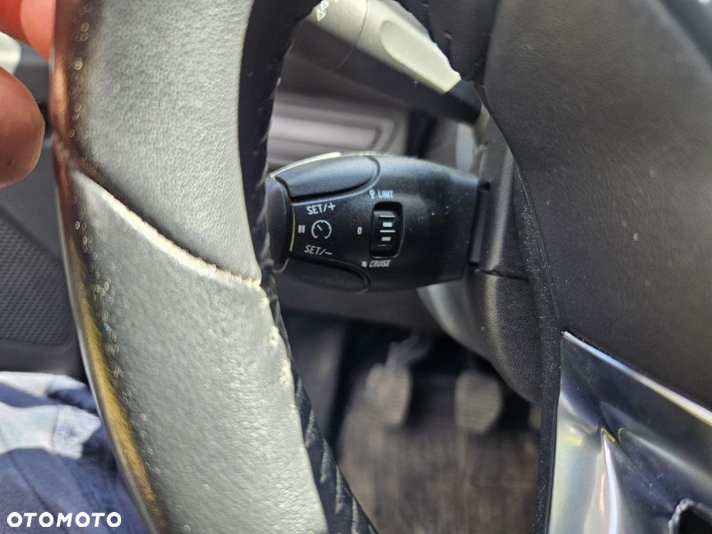 Peugeot 208 1.5 BlueHDi Active S&S - 25