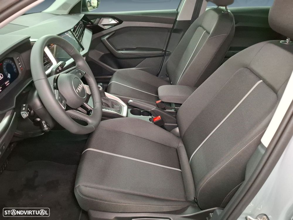 Audi A1 Sportback 25 TFSI Advanced S tronic - 11