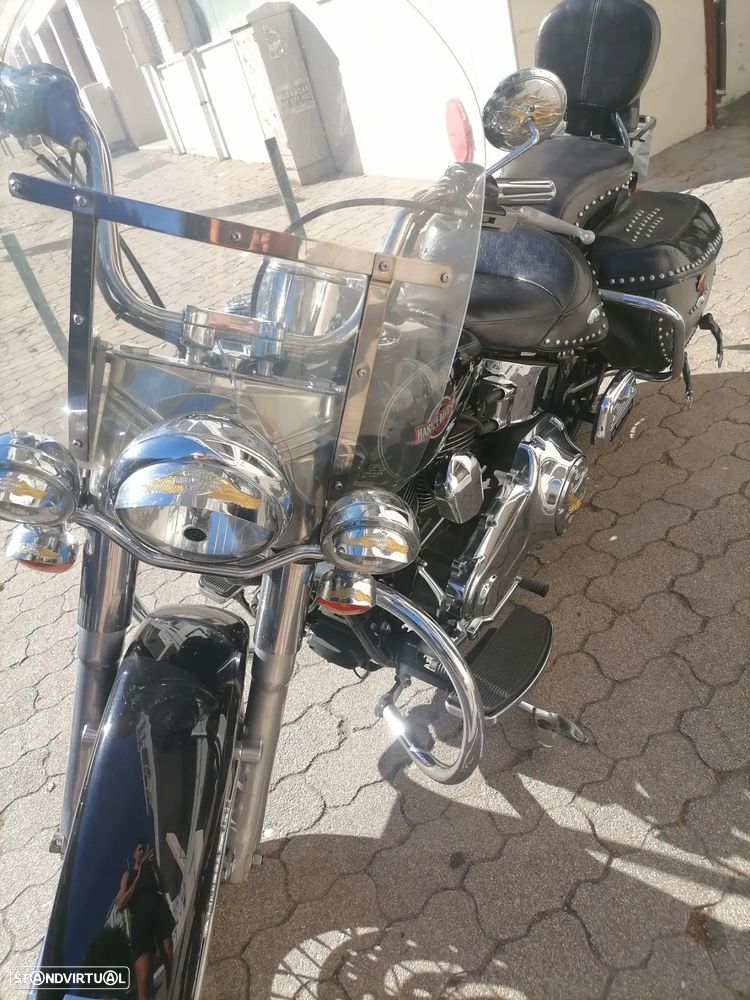 Harley-Davidson FLSTC - 4