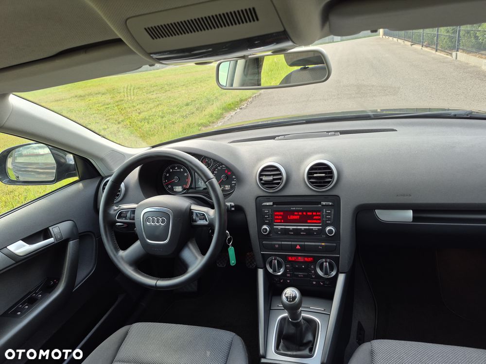 Audi A3 Sportback 1.6 Ambition - 15