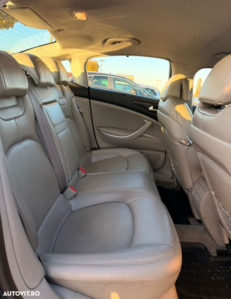 Citroën C5 HDi 140 FAP Exclusive - 8