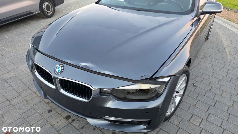 BMW Seria 3 320d xDrive - 16