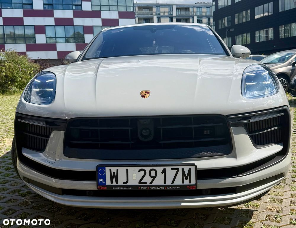 Porsche Macan - 2