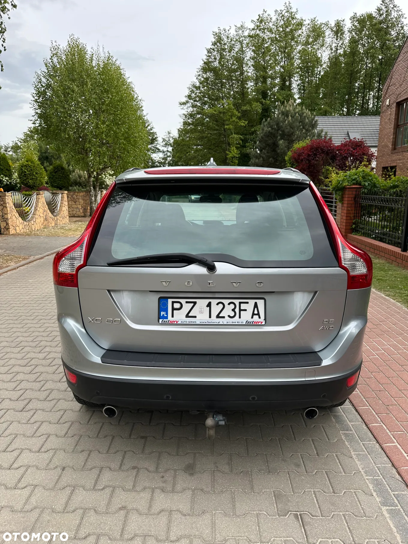 Volvo XC 60 D5 AWD Momentum - 6