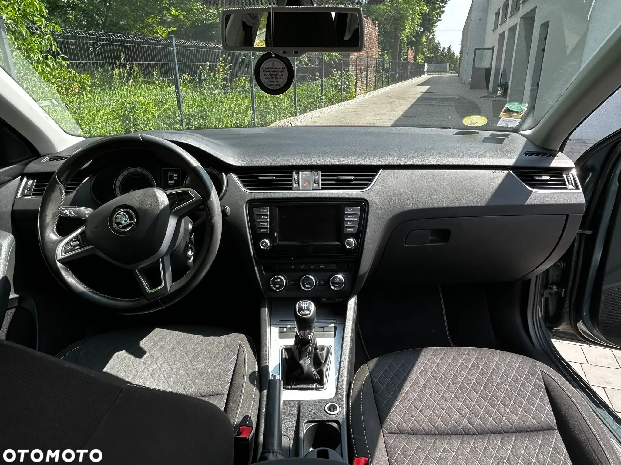 Skoda Octavia 1.6 TDI Edition - 8