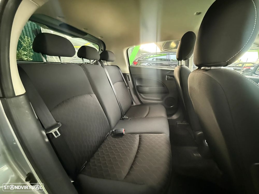Mitsubishi Space Star 1.2 Intense - 17
