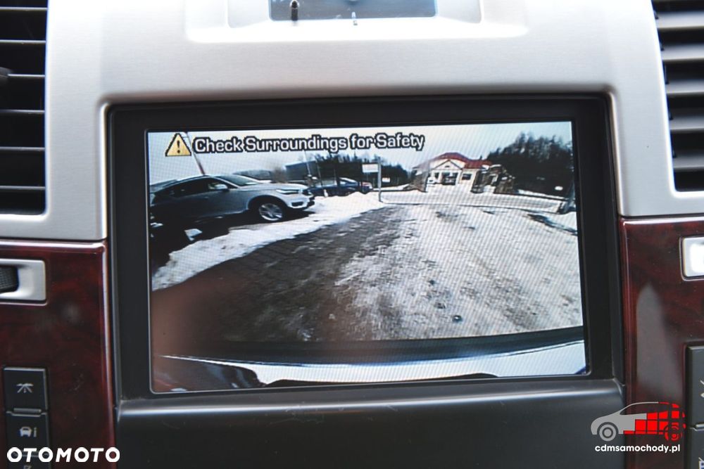 Cadillac Escalade - 30