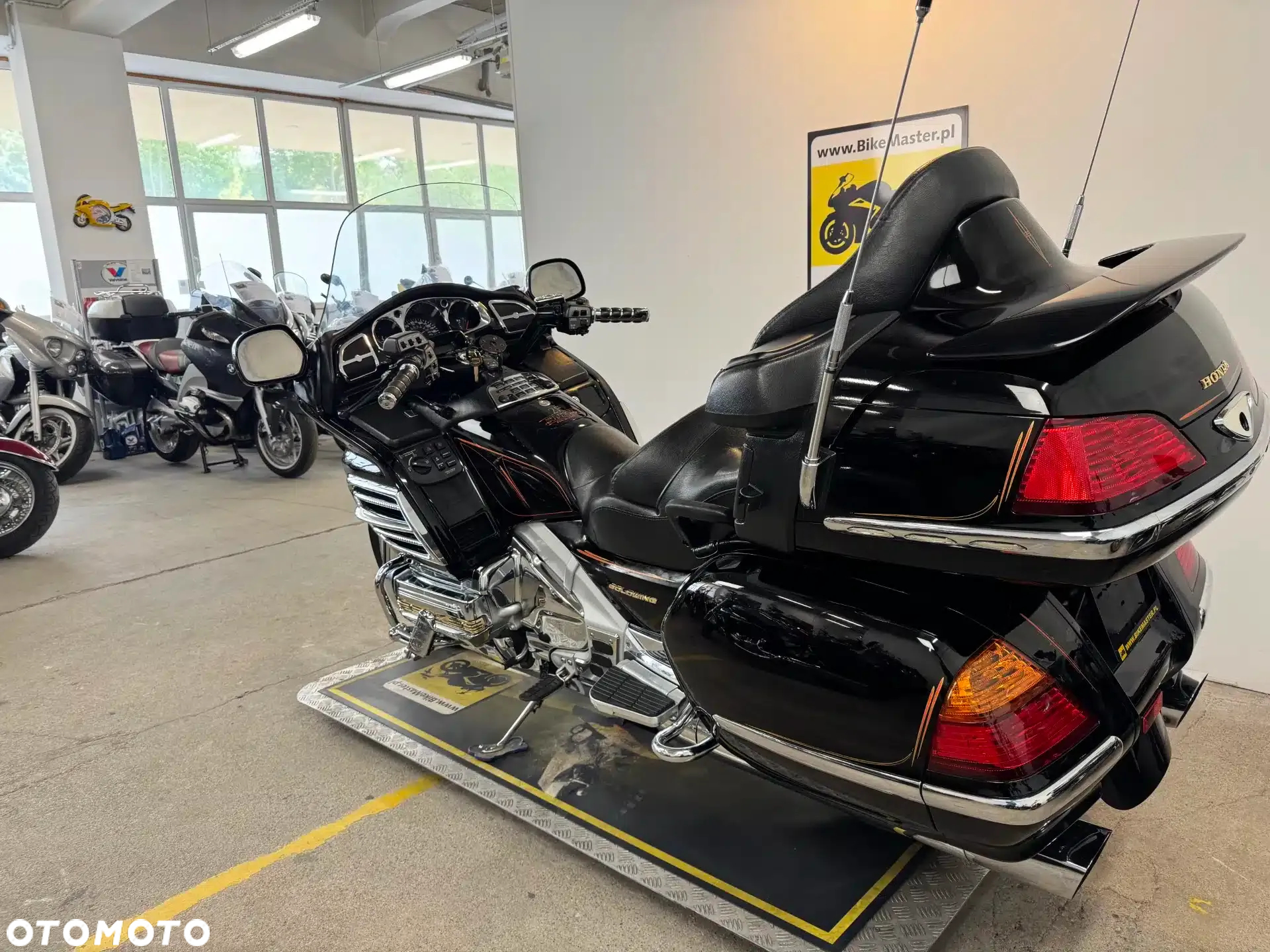 Honda GL - 6