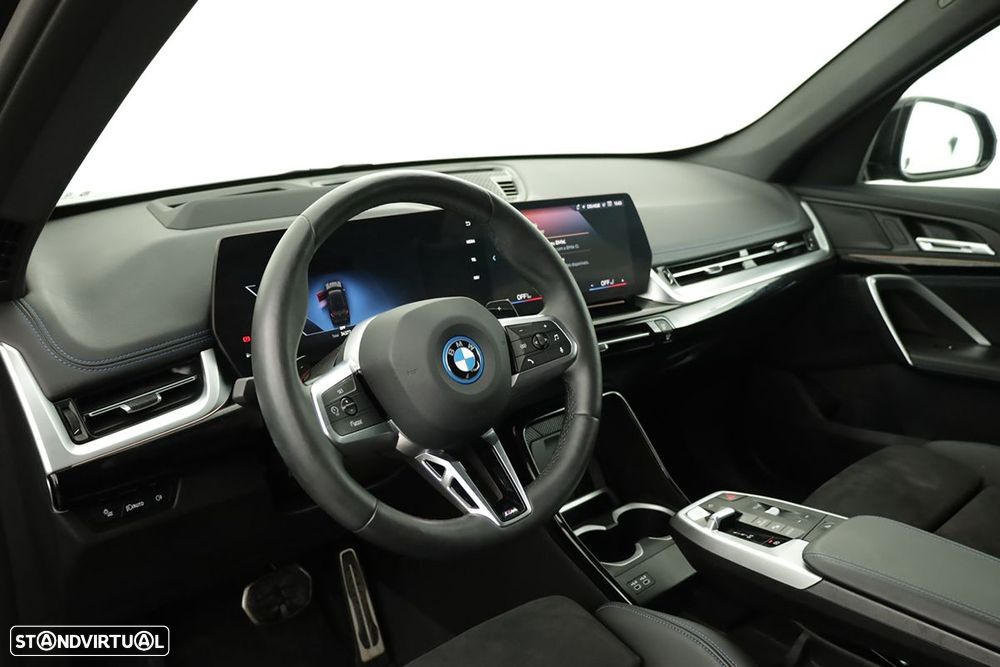 BMW X1 xDrive25e Pack Desportivo M - 8