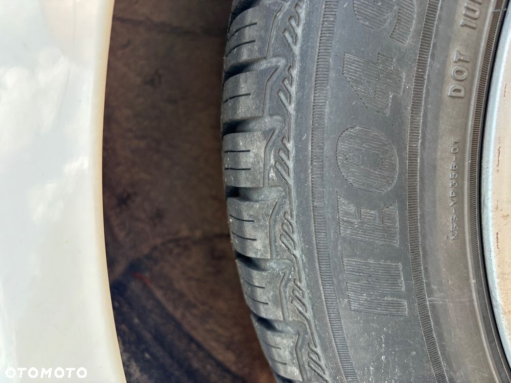 Volkswagen Passat 1.9 TDI Comfortline - 15