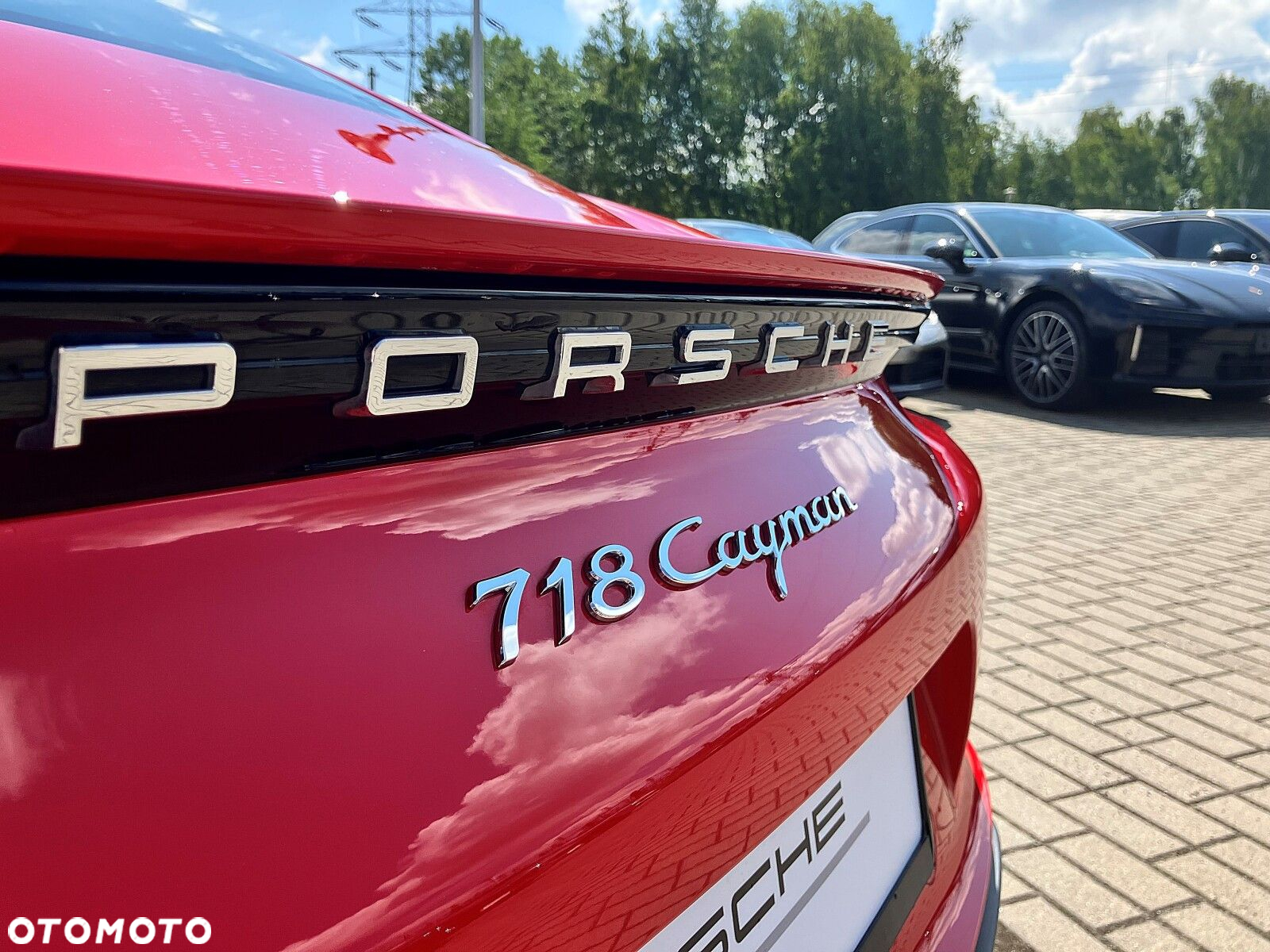 Porsche 718 Cayman - 36