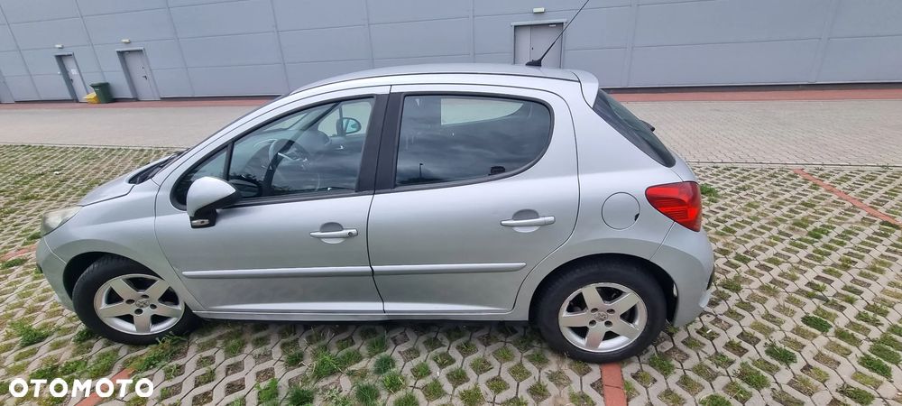 Peugeot 207 1.6 HDi - 5