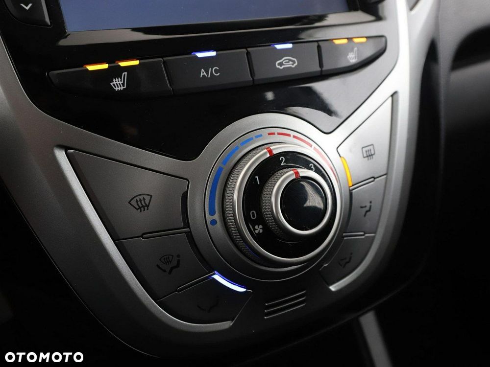 Hyundai ix20 1.6 blue Trend - 27