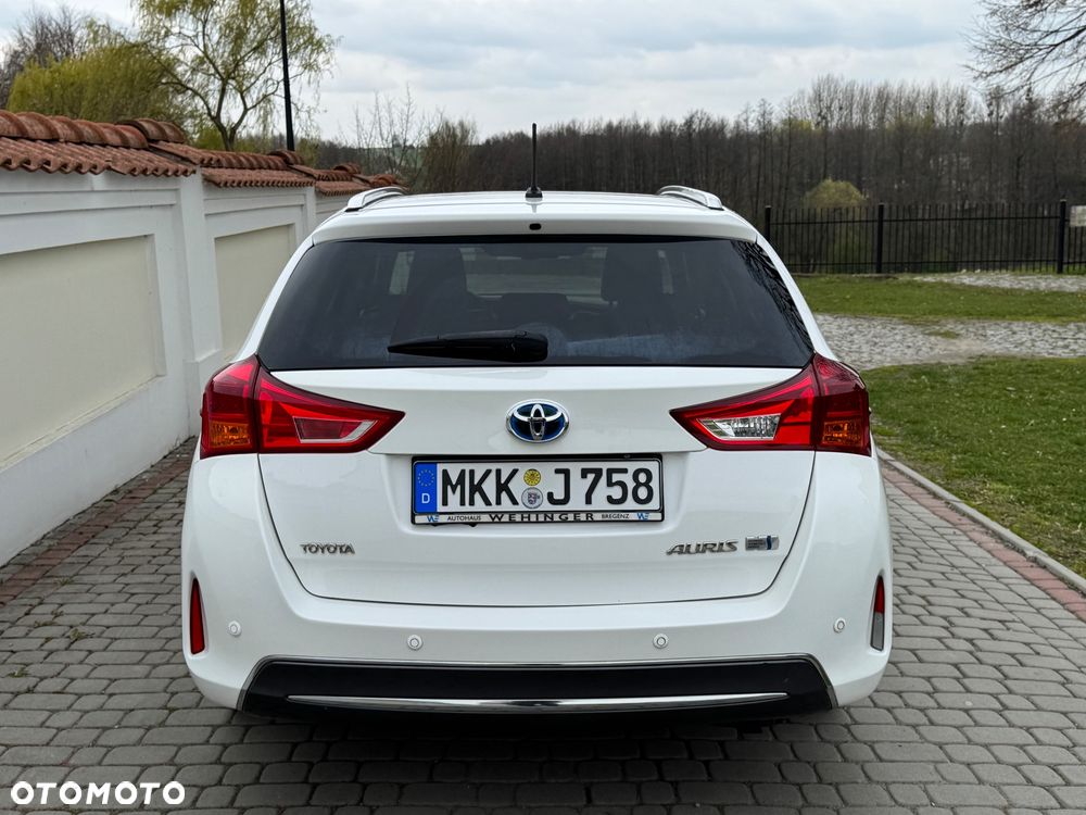 Toyota Auris 1.8 HSD Luna - 36
