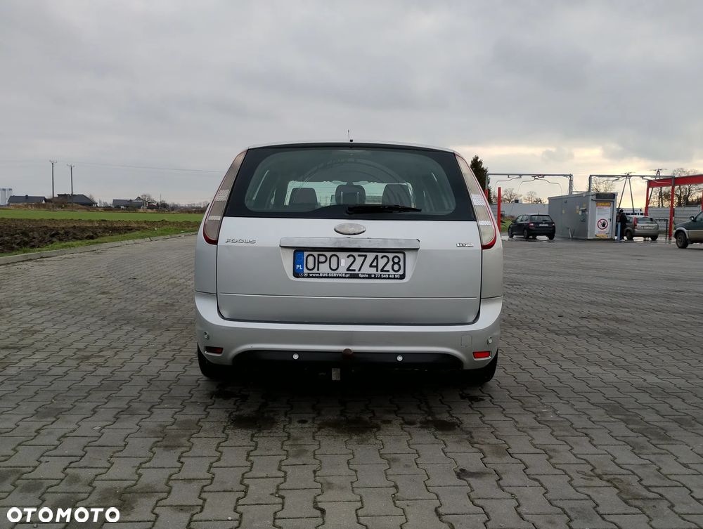 Ford Focus 2.0 TDCi DPF Trend - 6