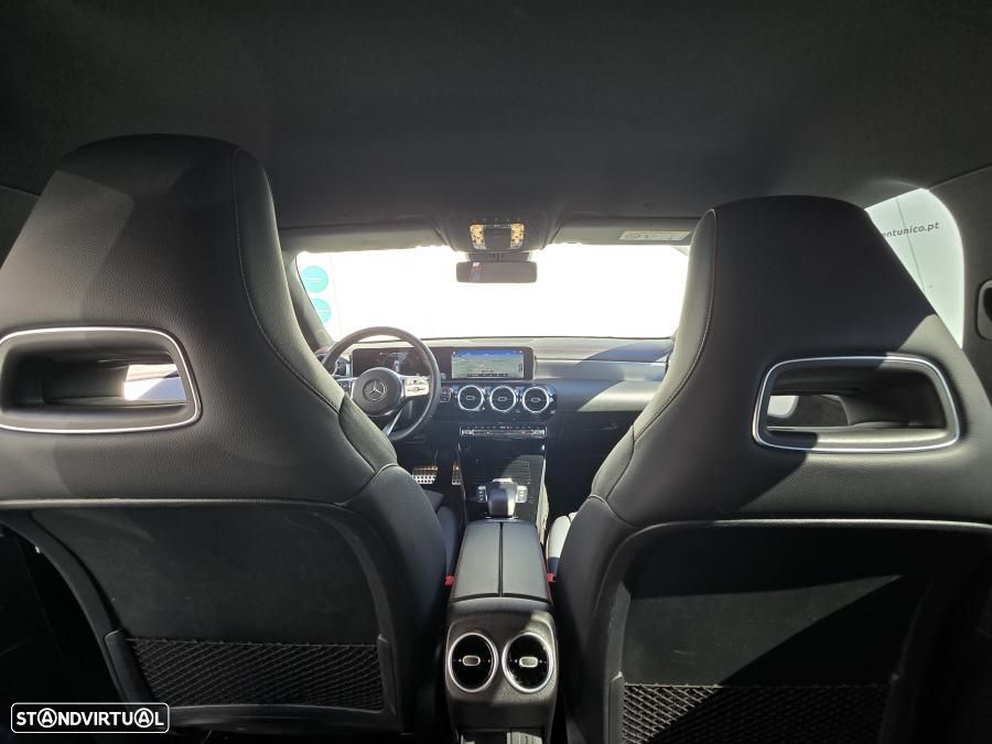 Mercedes-Benz CLA 180 - 45