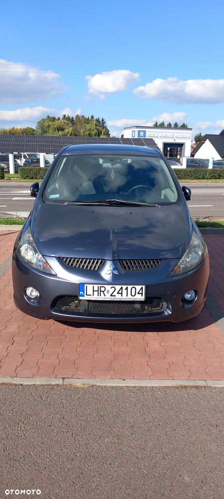 Mitsubishi Grandis - 1