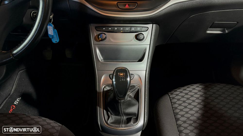 Opel Astra 1.6 CDTI Dynamic S/S - 34