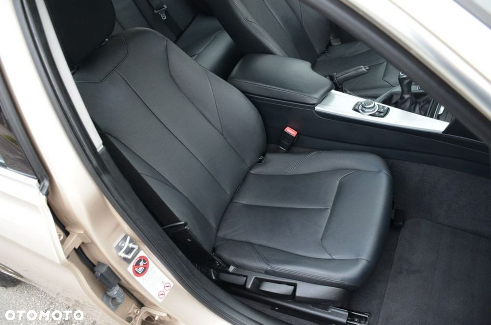 BMW Seria 3 - 26