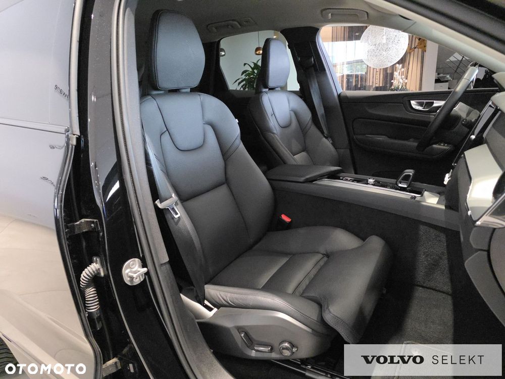 Volvo XC 60 - 22